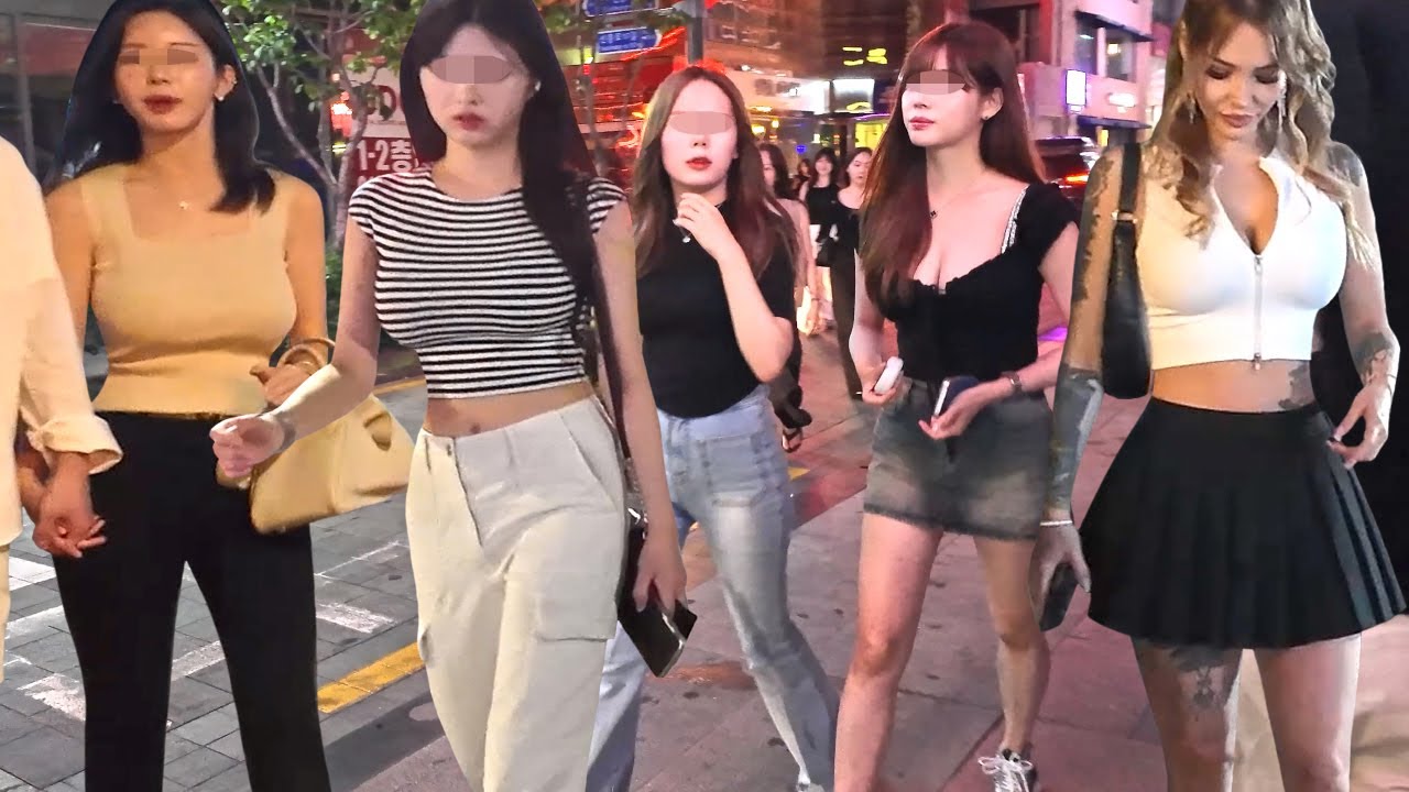 [4K 토요일 밤에 압구정 로데오 거리] 토요일 밤에 압구정 로데오 거리는 마치 패션쇼장 같네요^^#압구정#서울#KOREA