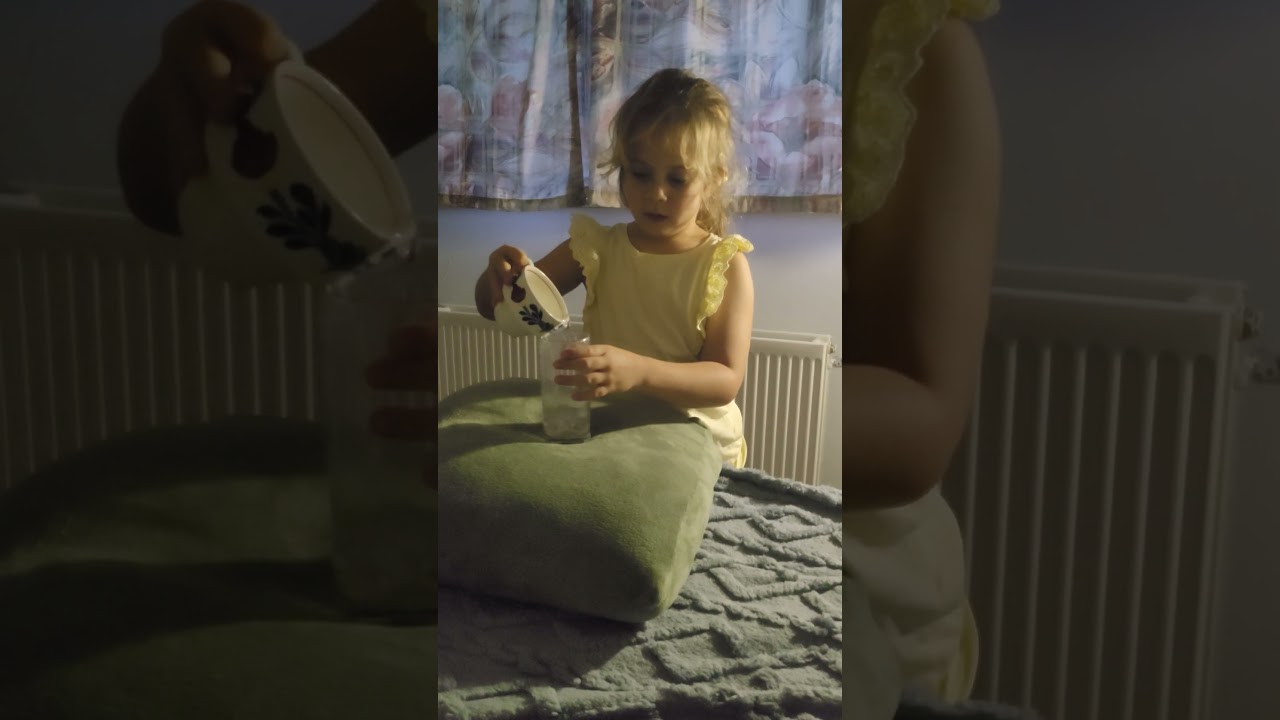 Goocheltrucs voor kinderen-Kijk goed ...en hop!Het muntje is verdwenen!