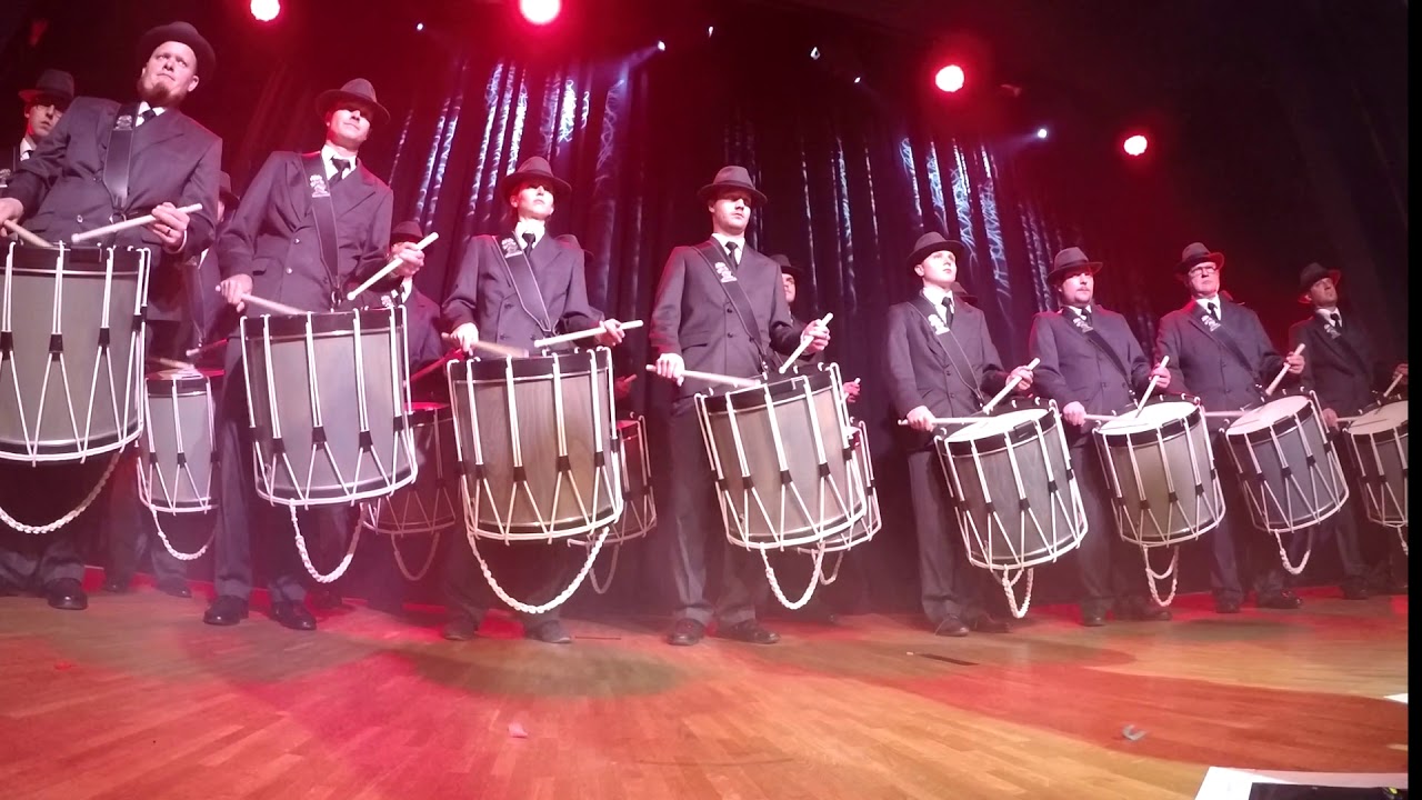 Tambourenverein Erlinsbach - Les trois Bs (Drumbazamba 2017)