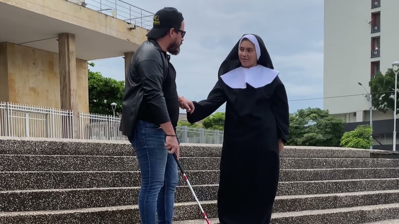 El ciego tierno