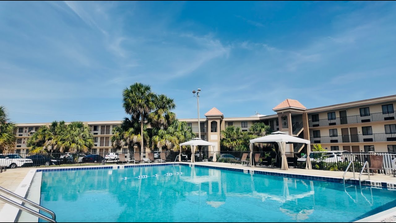 Мы остановились в отеле Quality Inn & Suites Kissimmee, FL | Комфортабельное и недорогое жилье ря...