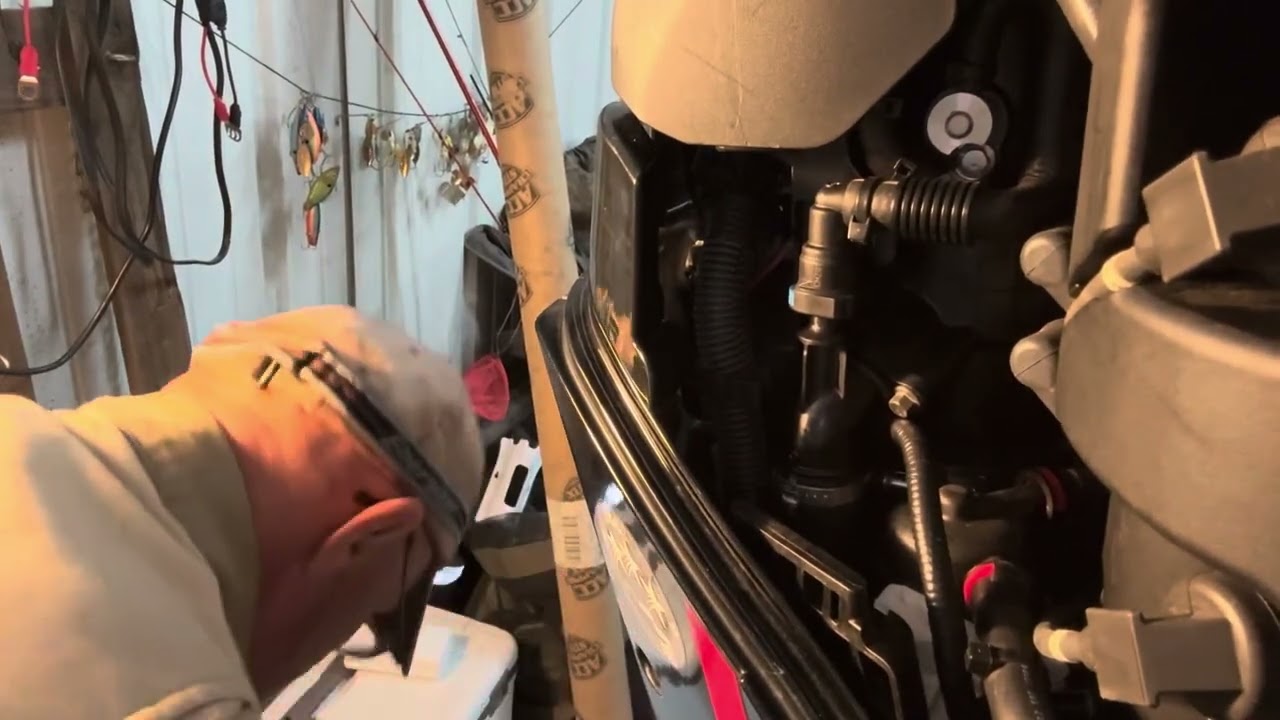 Mercury Pro XS 4-stroke fuel filter change.
