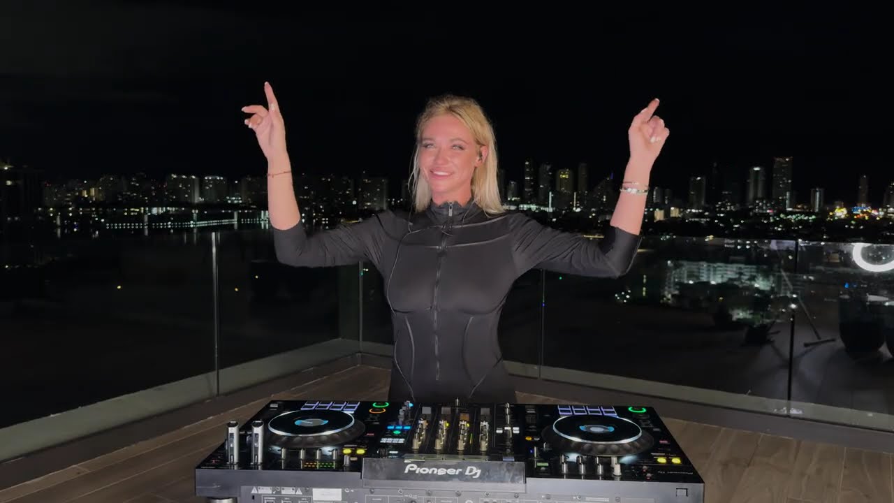 Mila Rubio - Live #California  ,  USA [ Melodic Techno / Progressive House ]  DJ Mix 2025