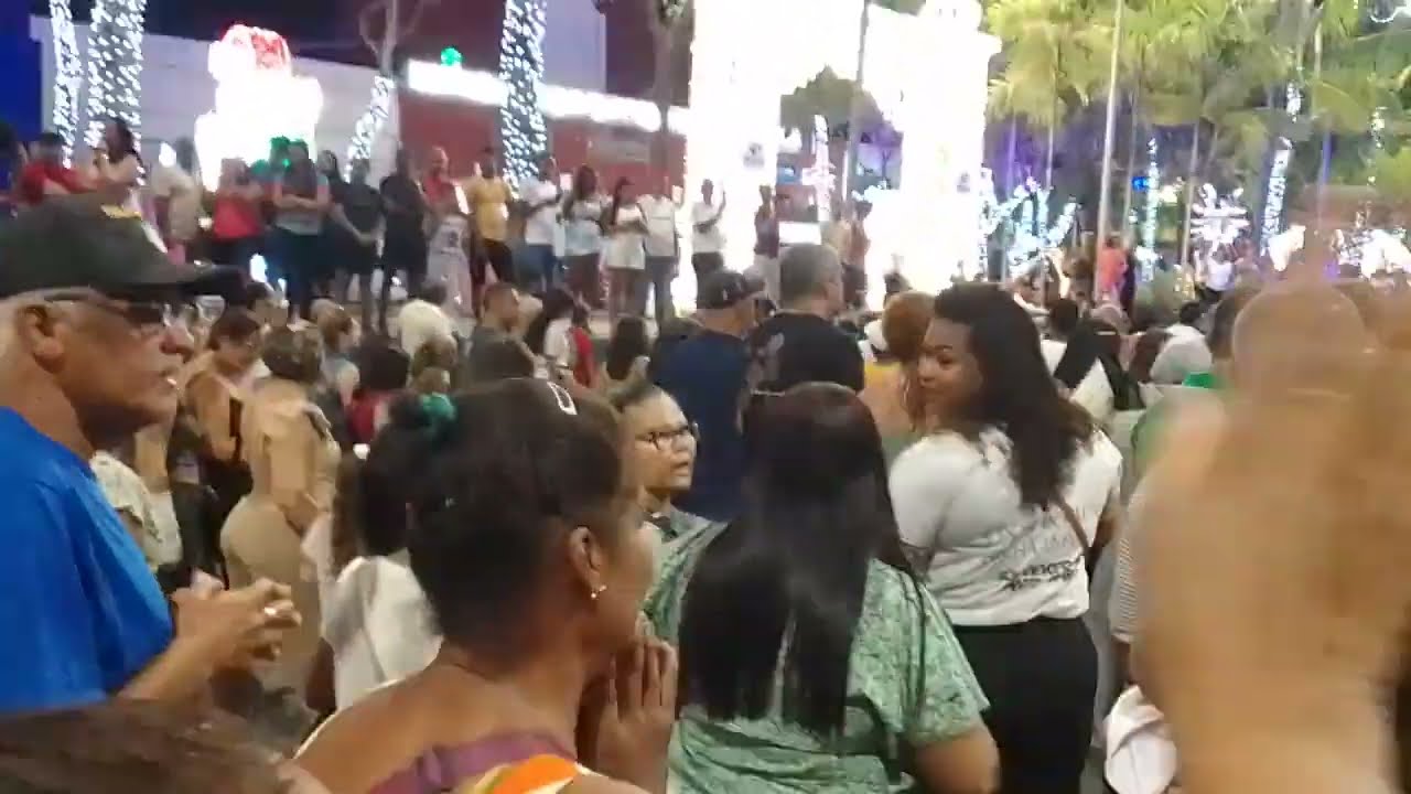 PAREDÃO VILA RICA AVENIDA BARÃO DE LUCENA EM JABOATÃO VELHO! 428 ANOS