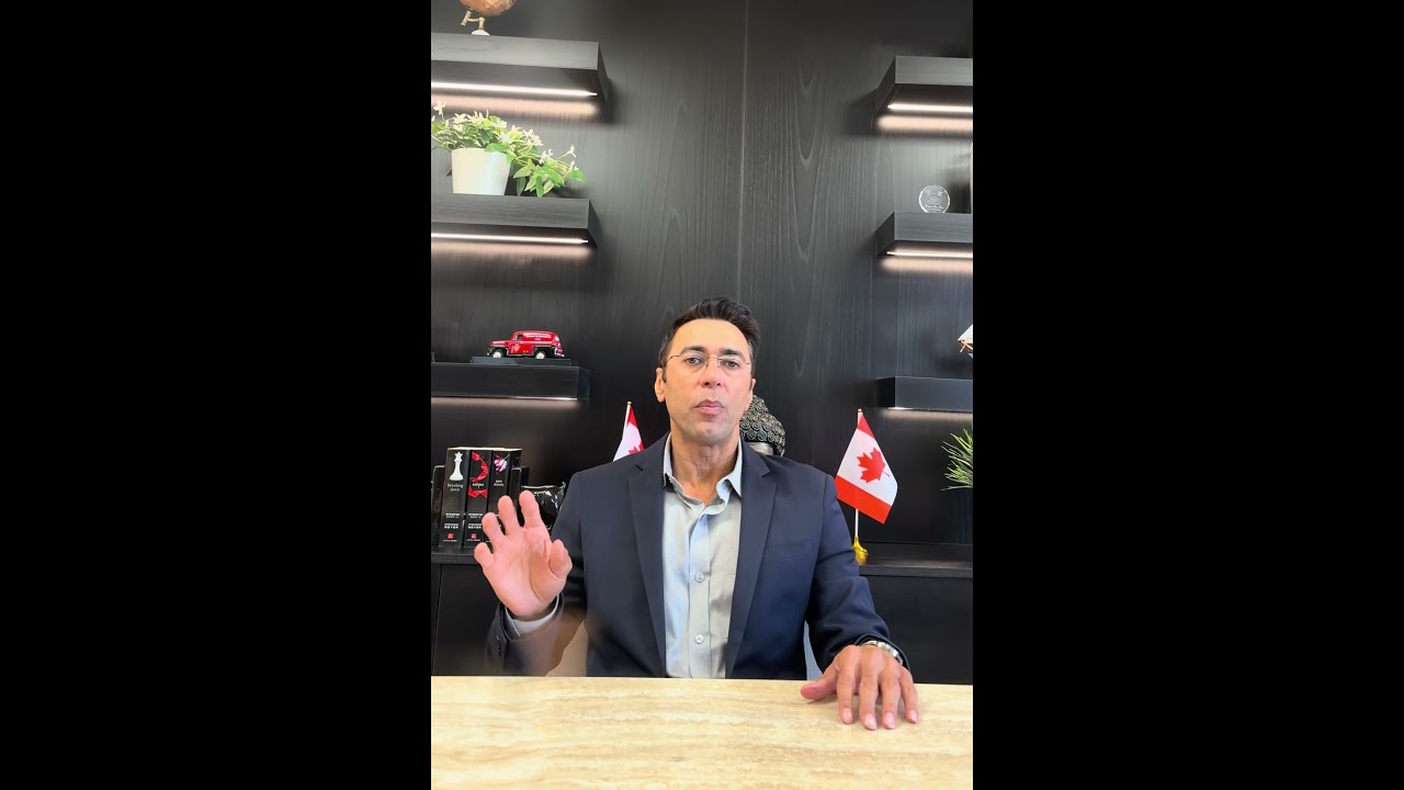 When should a seller retain a real estate lawyer for a closing in Ontario? #lawyer #realestate