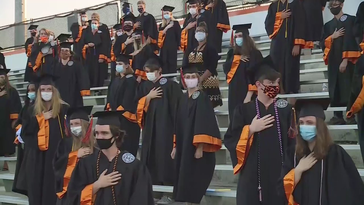 Parents, organizers pull off graduation ceremony for Webster Groves seniors