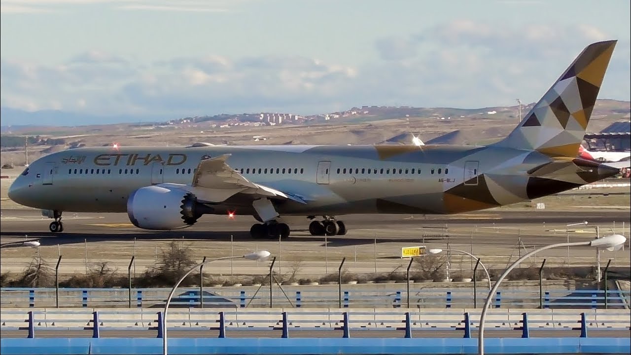 Plane Spotting Madrid Barajas Airport 21st February 2018