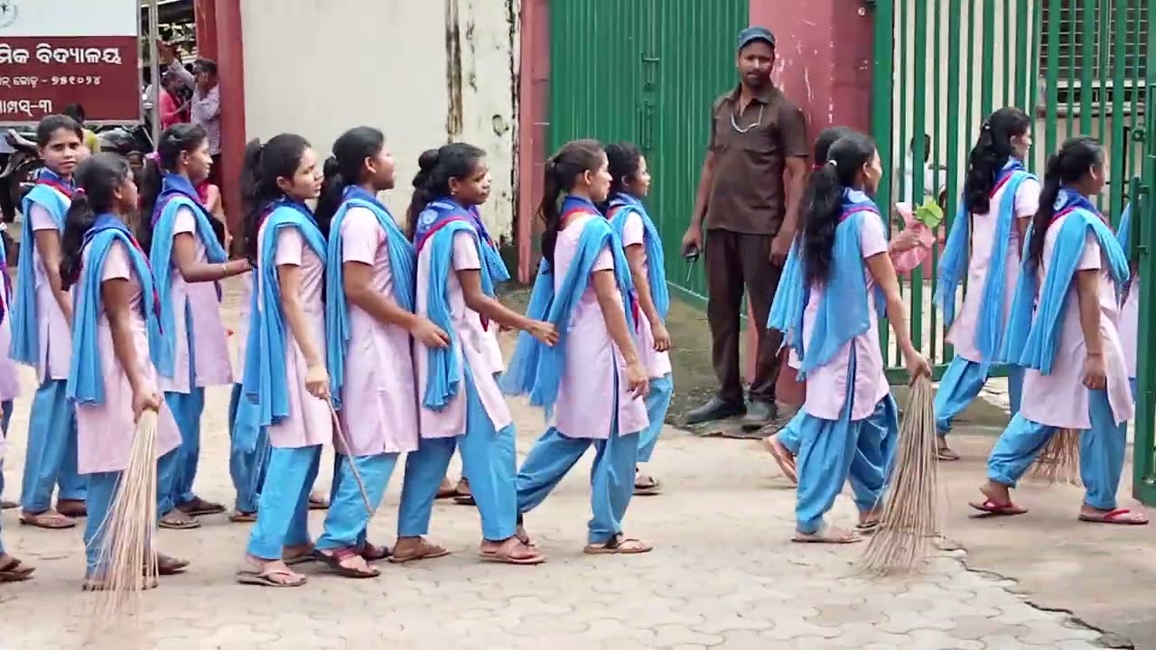 Bhubaneswar Odisha Super kiss school video
