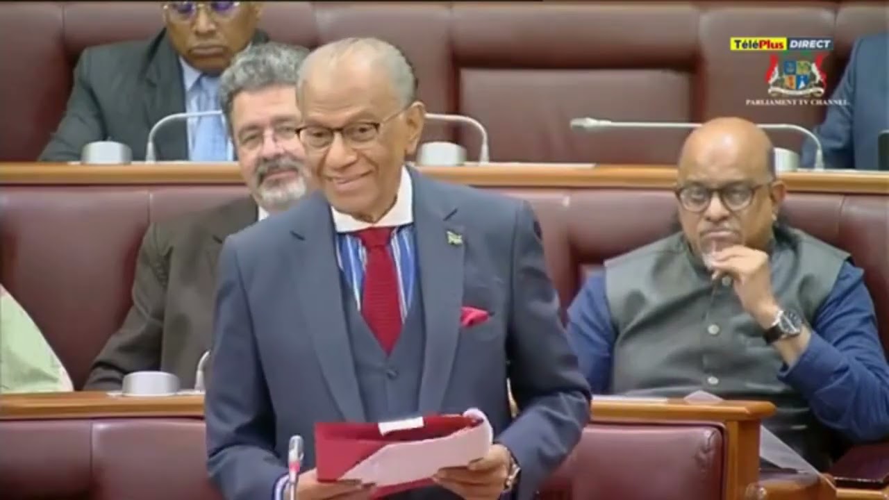 Au Parlement : Ramgoolam dévoile les salaires des principaux conseillers de l’ancien regime