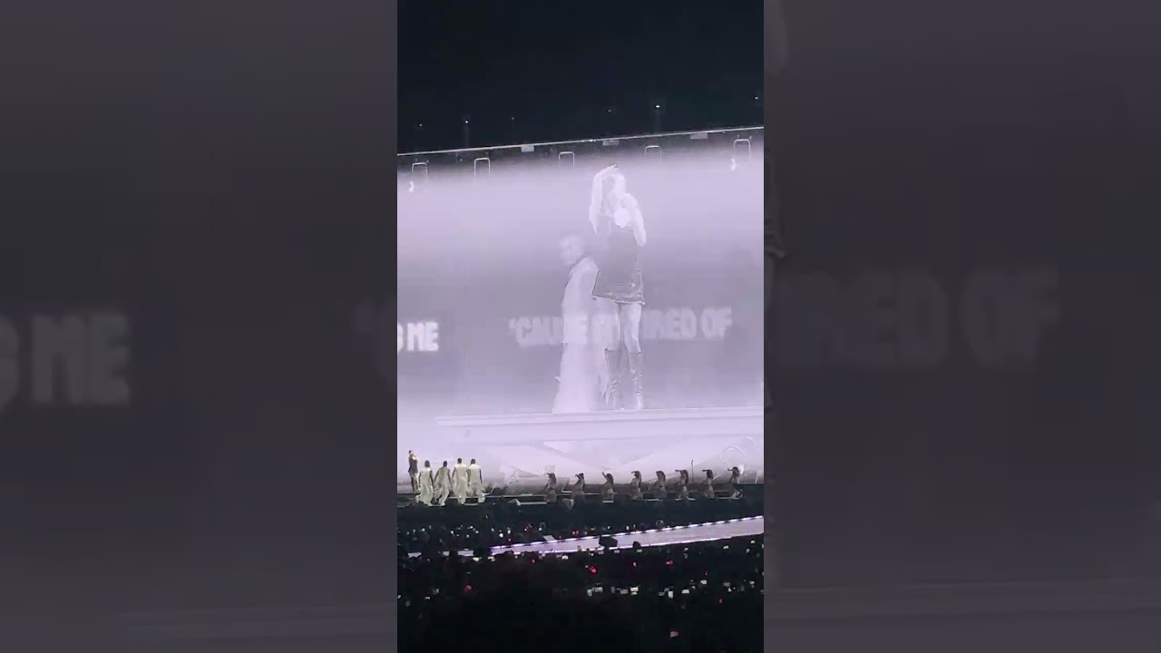 260126 Blackpink [Deadline] Hong Kong Jisoo Hugs & Kisses 