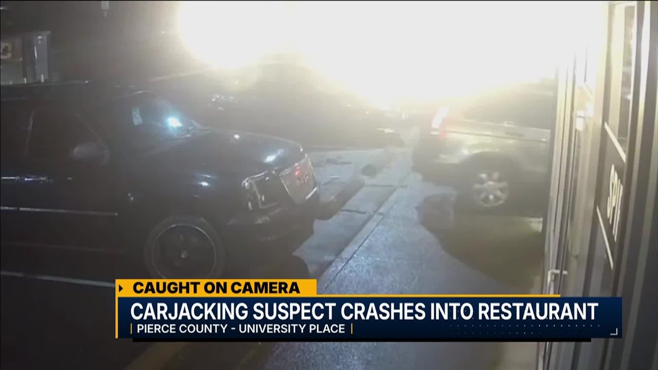 Attempted carjacking suspect crashes into restaurant