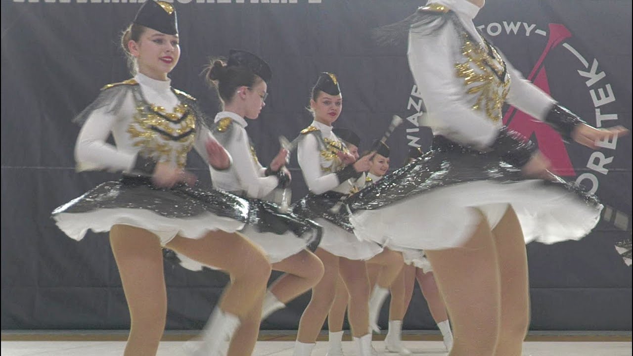 Majorettes 'ARVA' - Podwilk / Mażoretki | formation baton classic senior | Stalowa Wola