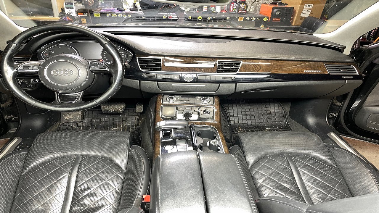 AUDI A8 Detailing Auto Valea Jiului - Igienizare cu OZON