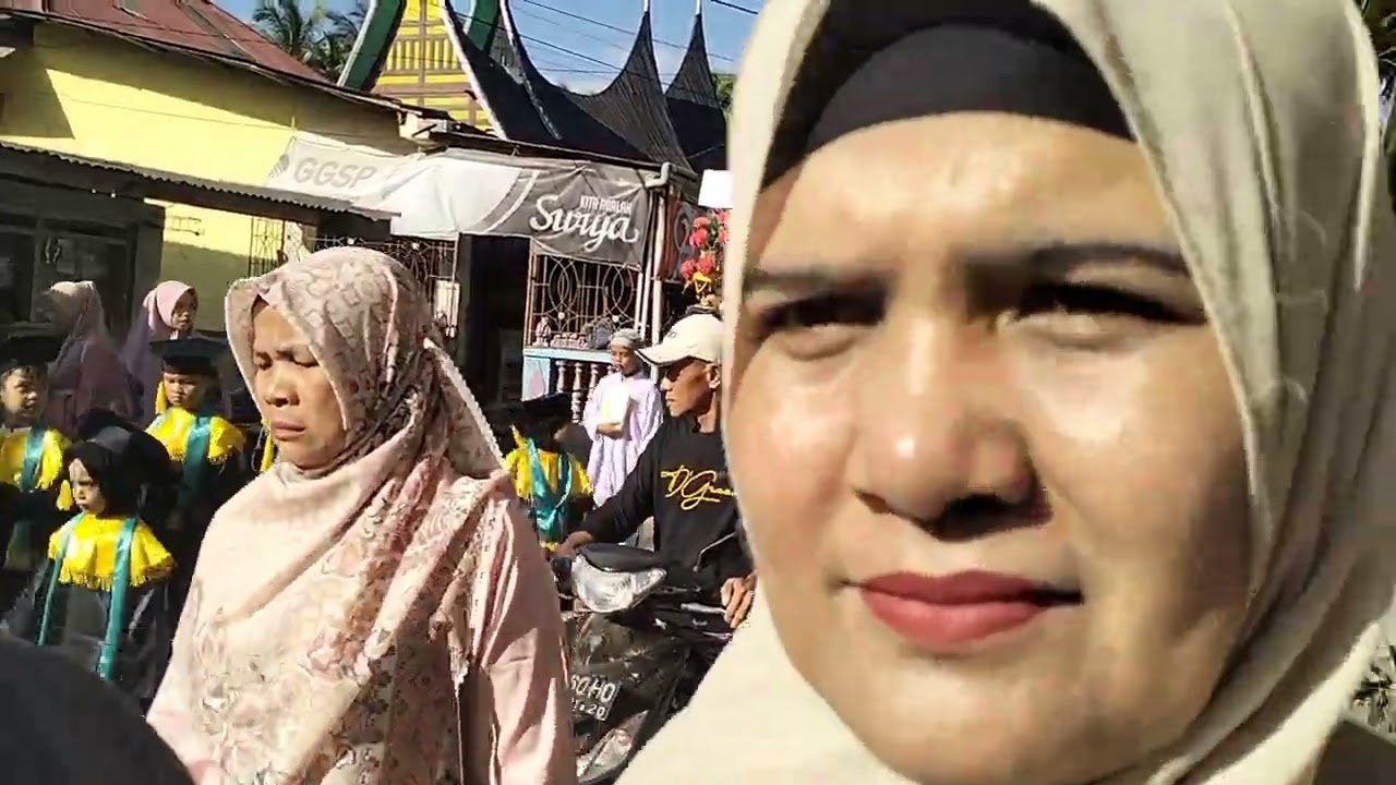 Khatam Qur'an bararak adat Minang