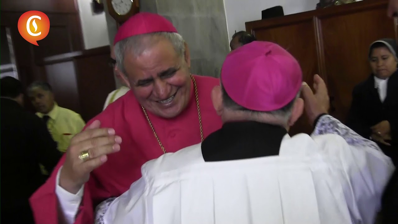 Toma de Posesión del Oficio como Obispo Auxiliar de Mons. Máximino.