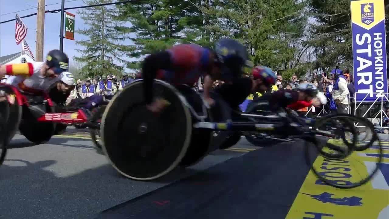 Men's wheelchair racers start 129th Boston Marathon