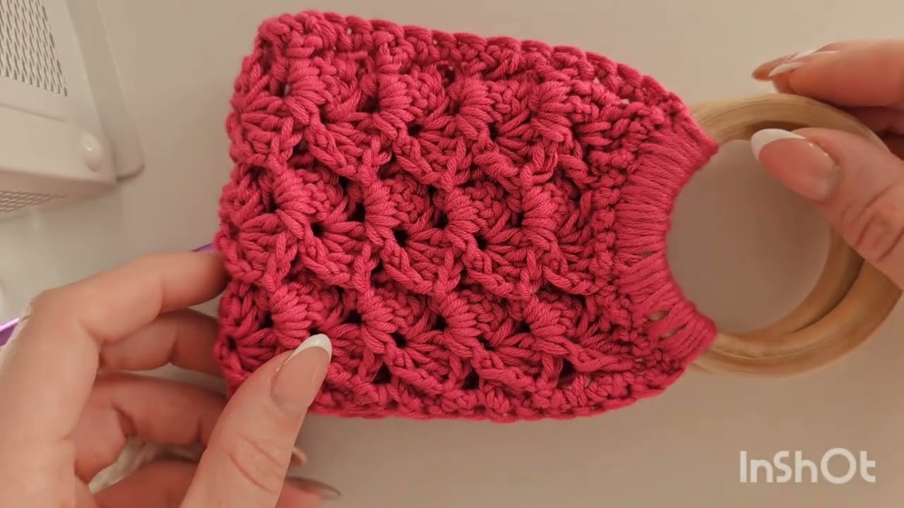 Crochet Towel Holder Tutorial (free pattern)