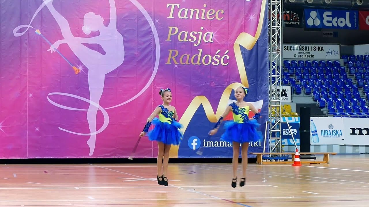 Lena Witek i Karolina Zelek, Mażoretki Mini Gracja–baton duo/trio kadetki-Mistrzostwa Polski 2023