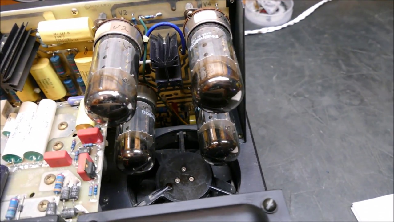 (1 of 2) Audio (Acoustics) Research D125 Vacuum Tube/FET Hybrid Amplifier