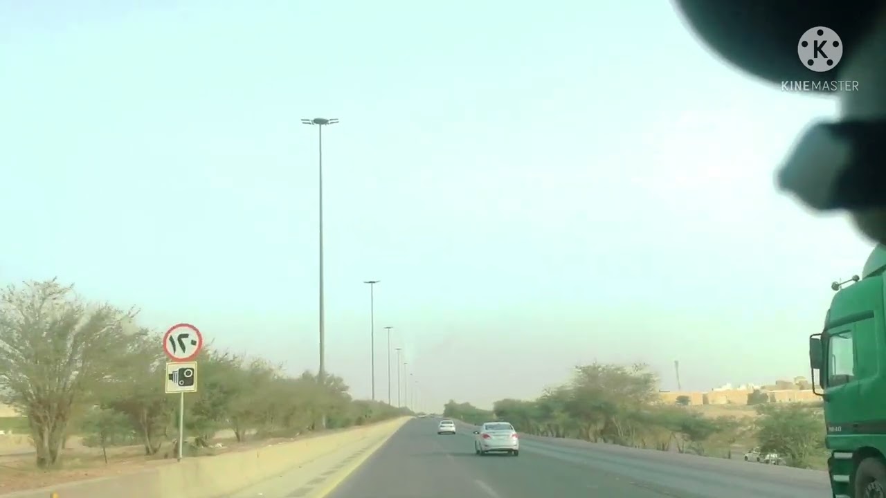 The Best Road, that I travel Riyadh to Al Qassim  Clean and No traffic