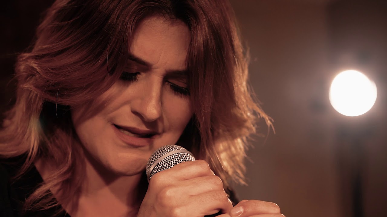 ANDRESSA CORDEIRO - MOSTRA-ME TUA GLORIA