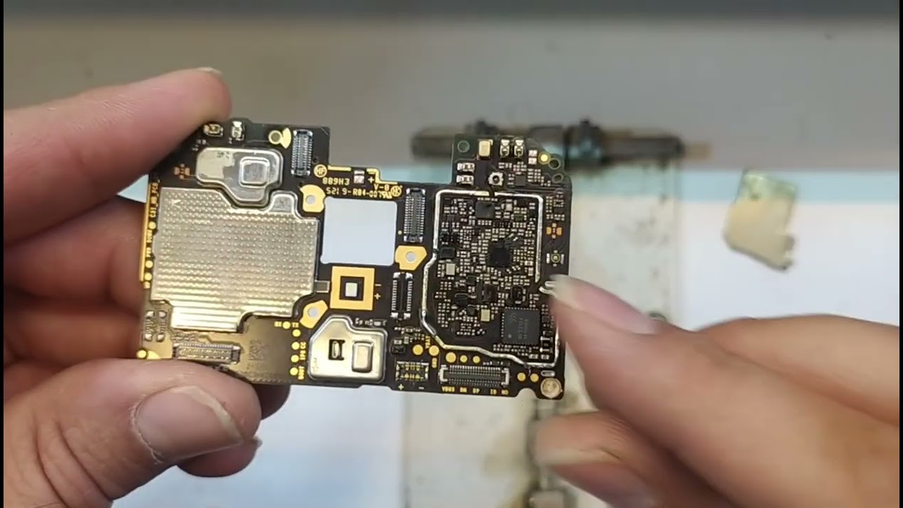 مشکل آنتن دهی گوشی شیائومی Redmi 8