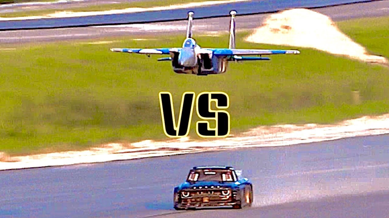 BEST RACE ON YOUTUBE - RC PLANE VS RC CAR