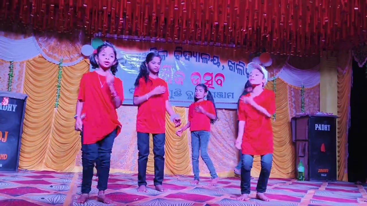 Bidhaata gadhi deichhi&Hela ki prema remix song dance.Annual function upper primary school khallingi