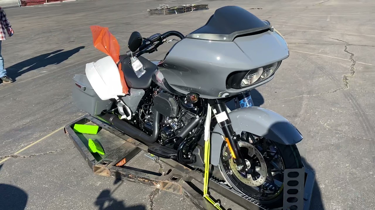 2022 Harley-Davidson Road Glide Special Gunship Gray Black Trim