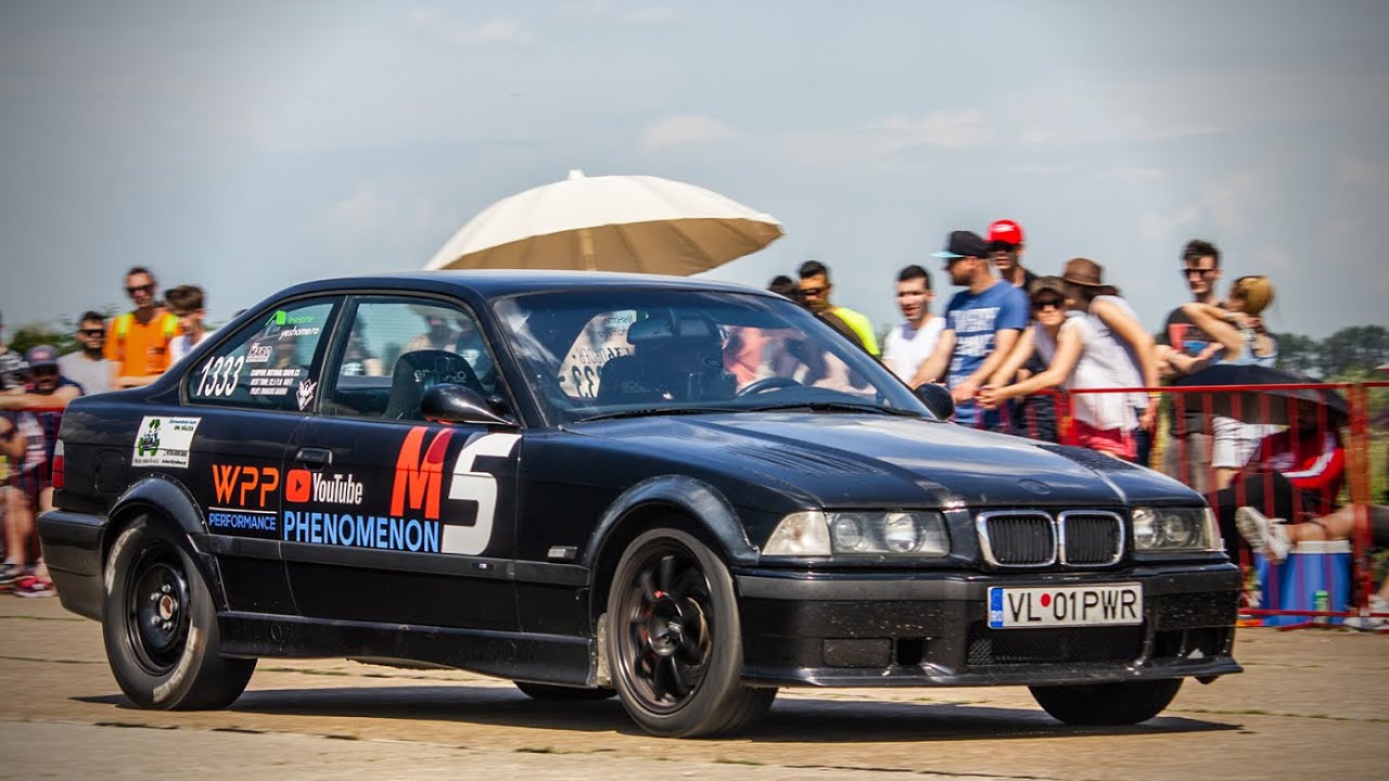 BMW E36 M50 N/A 344HP  vs MUSTANG GT 5.0  V8 421HP
