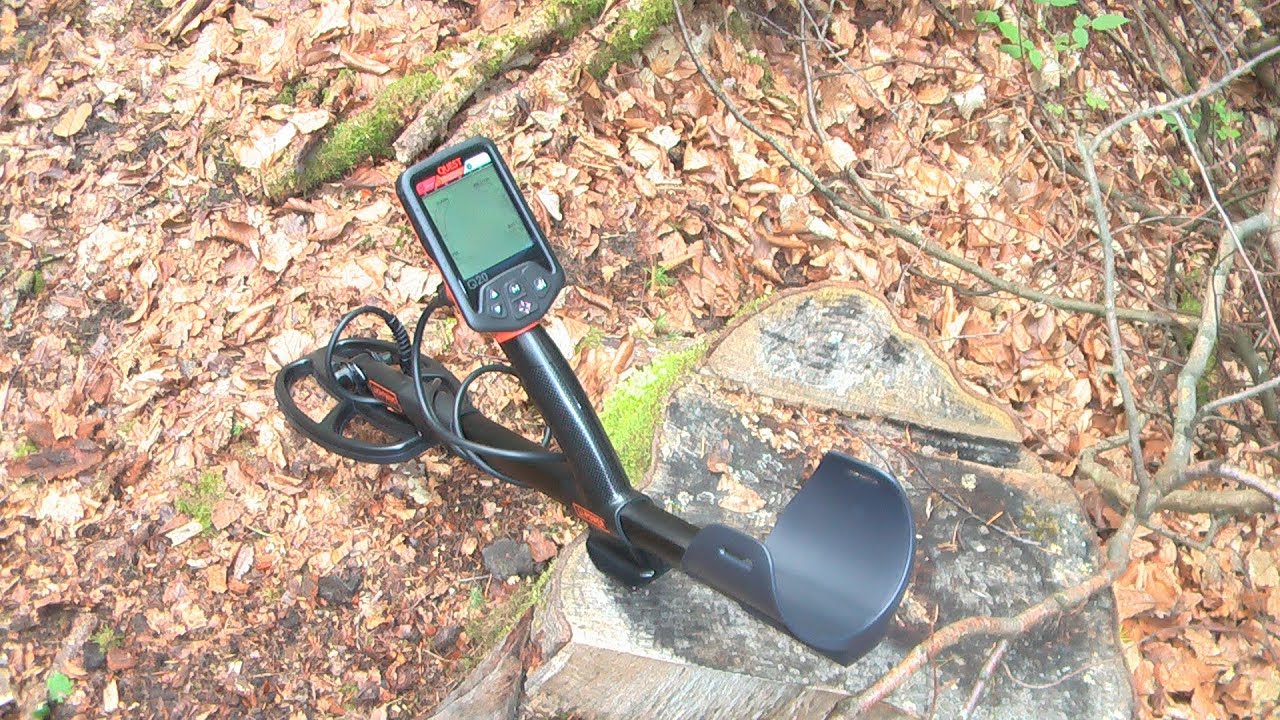 Der Quest Q20 Metalldetektor