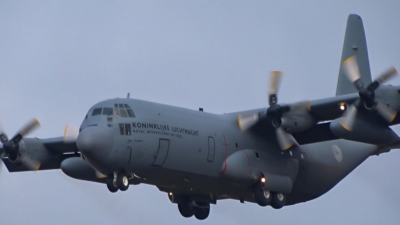 5 x C130 touch & go! Military + Civil Aviation at Eindhoven Airport (EIN/EHEH). C-17, A330MRTT, 737