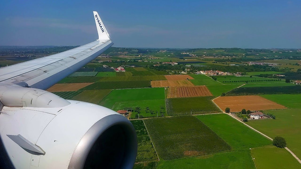 [4K] Beautiful Sunny Landing at Verona Airport – Ryanair – Boeing 737-8AS – 9H-QDV