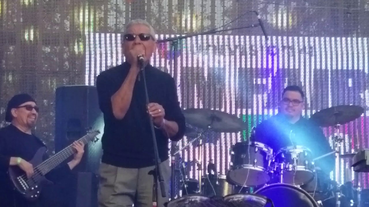 Hugo Guerrero featuring Ruben Ramos - El Gato Negro