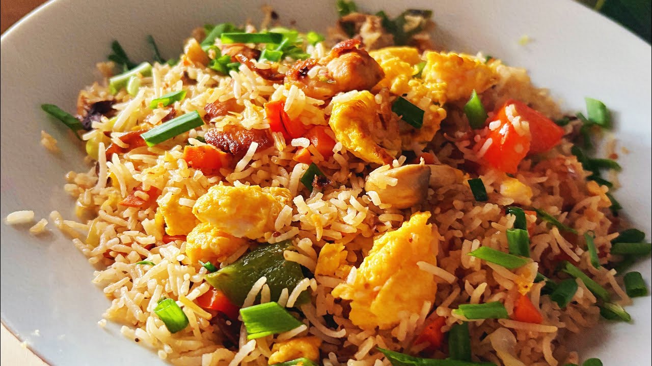 Easy Homemade Chicken Fried Rice Recipe | Indo-Chinese Recipe