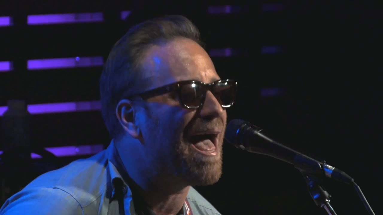 The Black Keys - Howlin' For You [The Lounge]