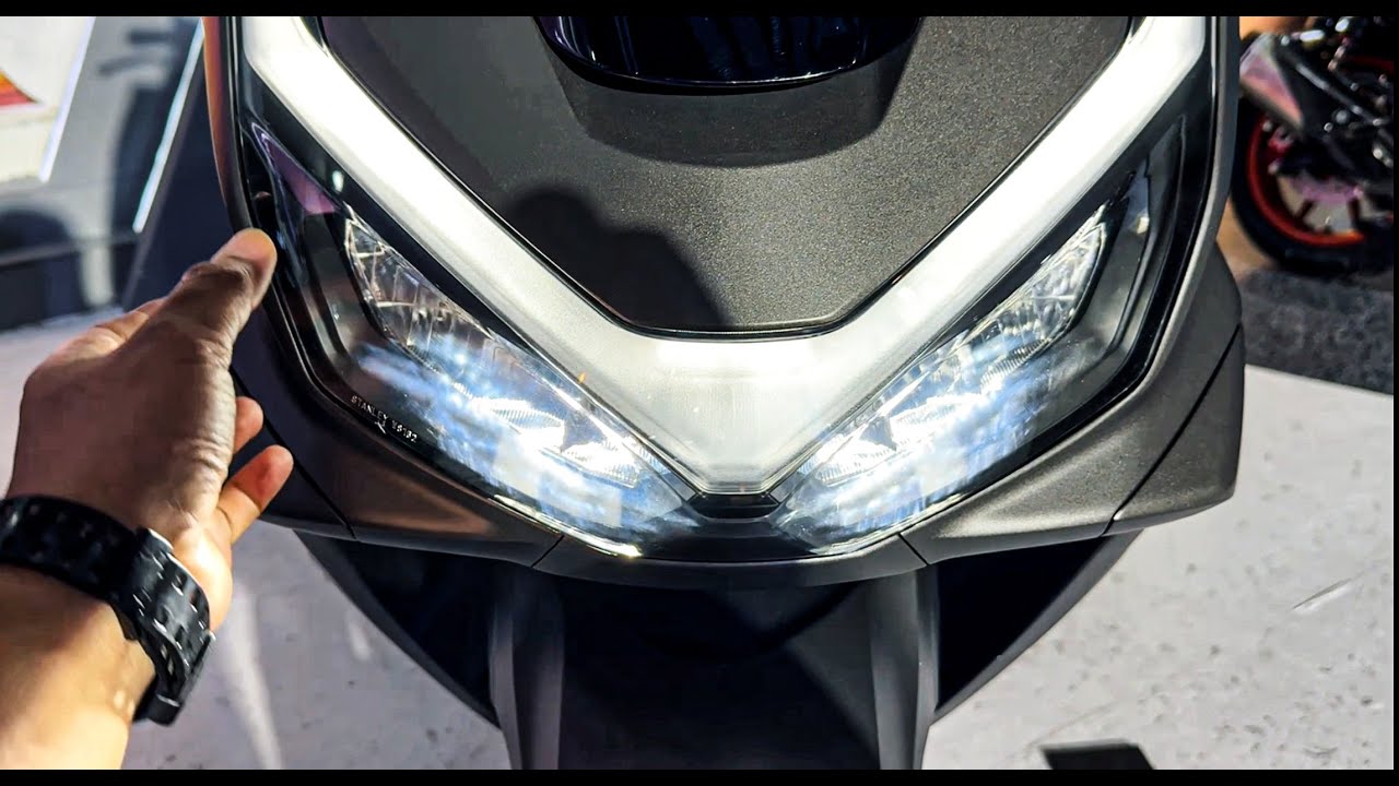 PERTAMA DI INDONESIA‼️ REVIEW NEW PCX 160 TERBARU 2025...MUKA CBR FORZA ?!😱 KONEKSI HP + GPS🔥