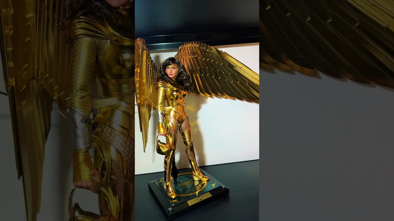 HotToys GOLDEN ARMOR WONDER WOMAN (Deluxe) – The Amazon Goddess in All Her Glory!