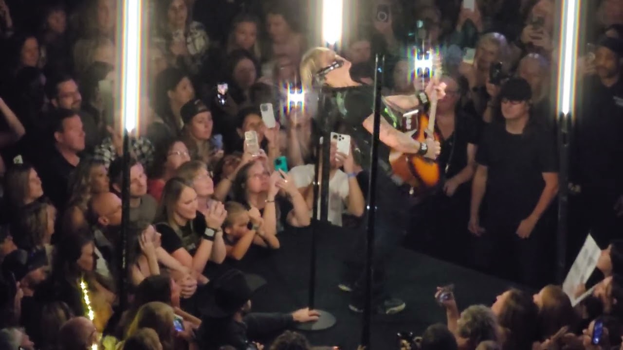 Keith Urban - Pink Pony Club/You'll Think of Me