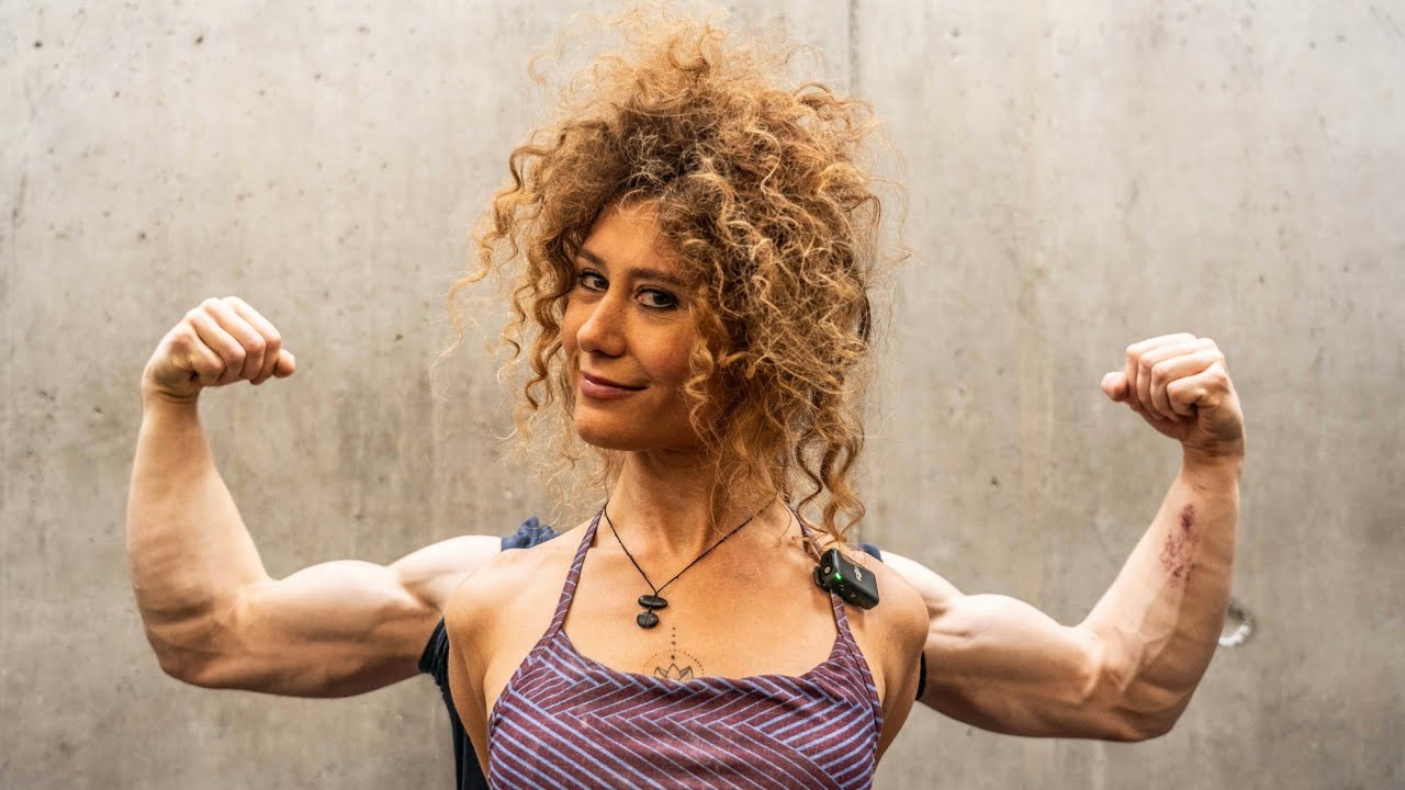 My girlfriend is stronger than me