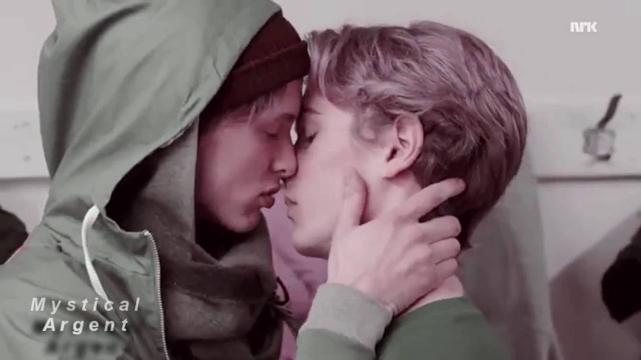 Isak & Even | Sweater Weather