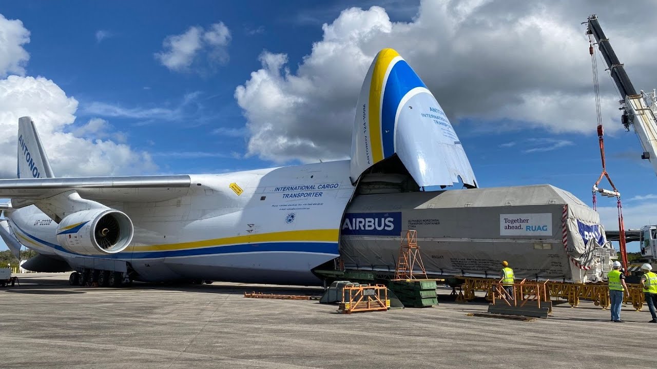 Ан-124 РУСЛАН. Алматы, Казахстан - Линц, Австрия + интересный расказ об оборудовании самолета.