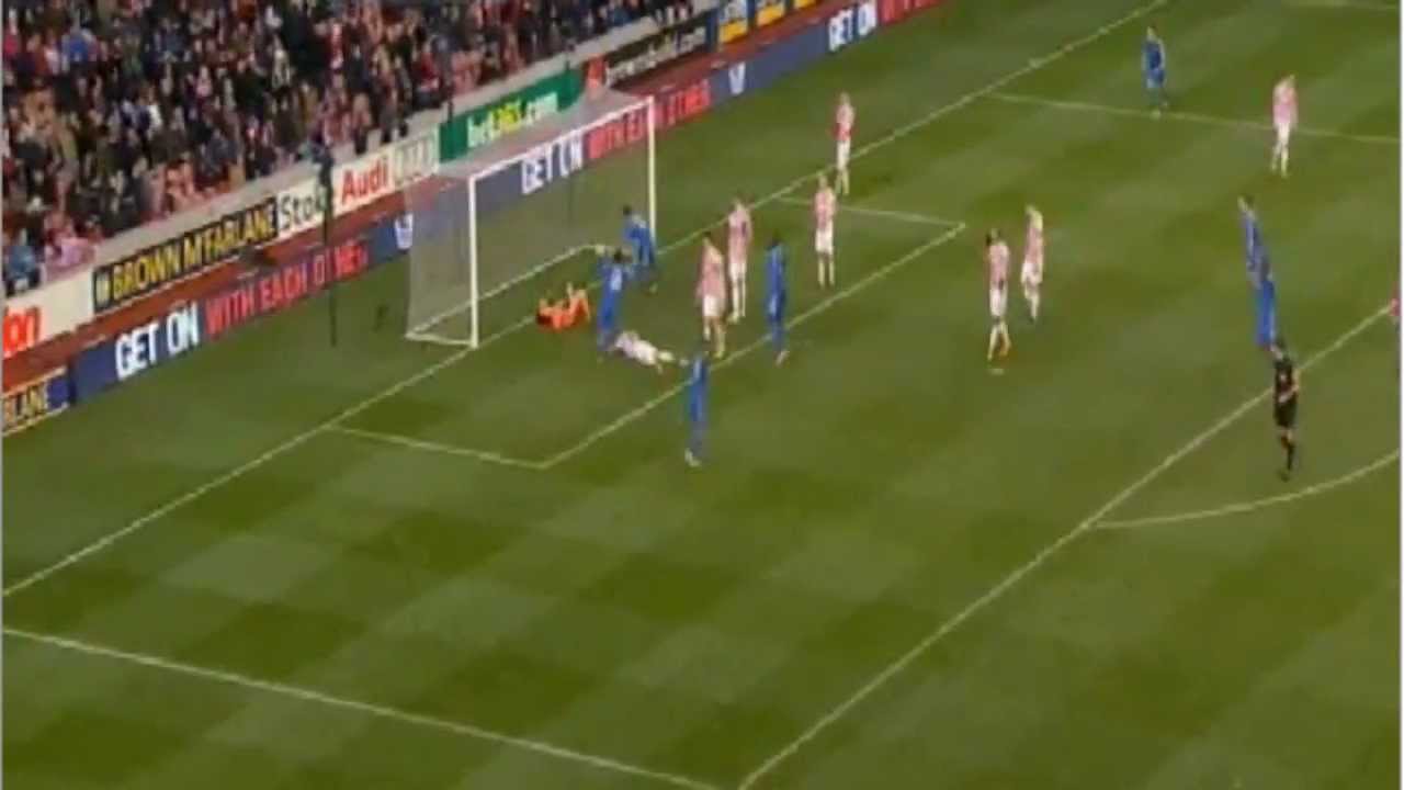 stoke vs chelsea  0 : 4 | Sensation occurred J.Walters 2 auto-goal and unused penalty kick.