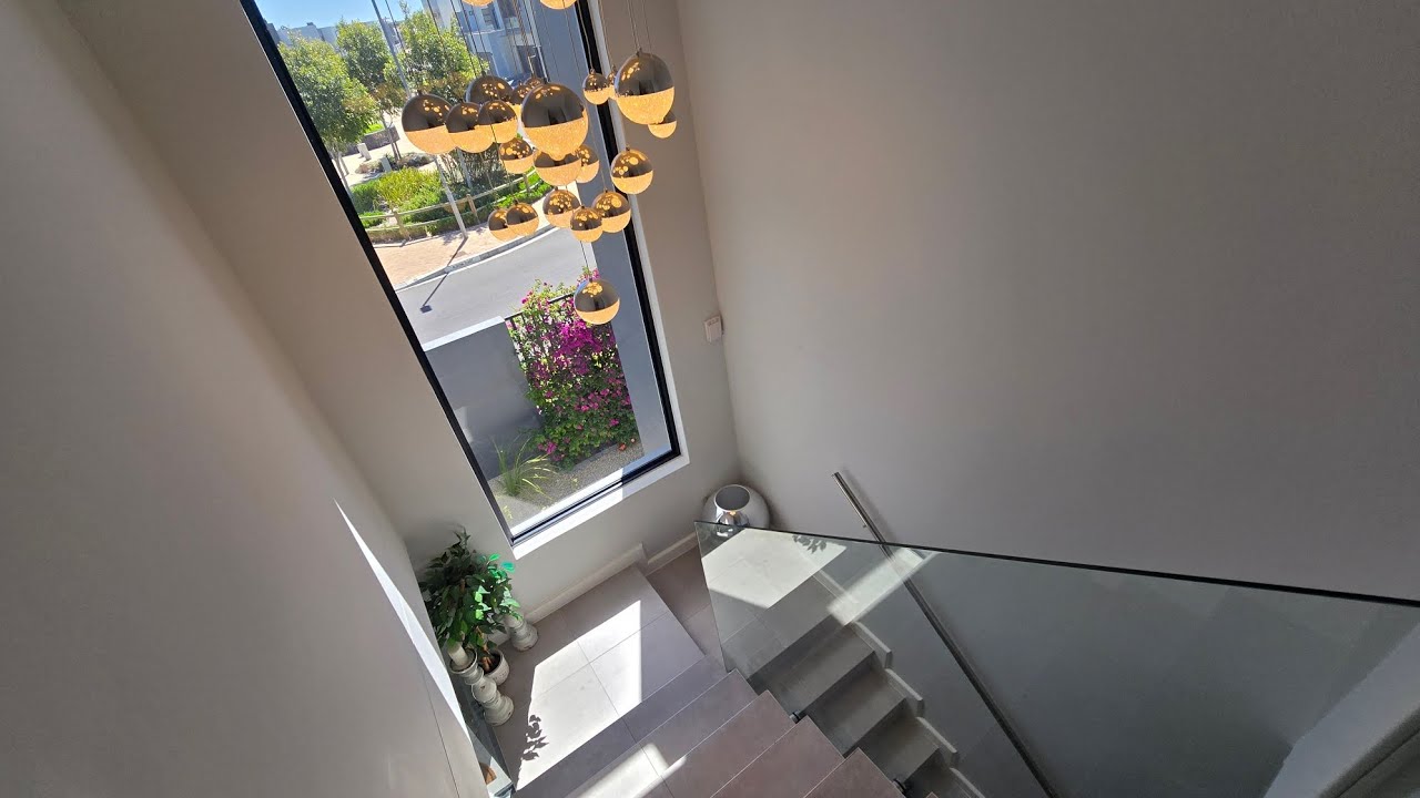 Sandown Beauty 4 Beds 