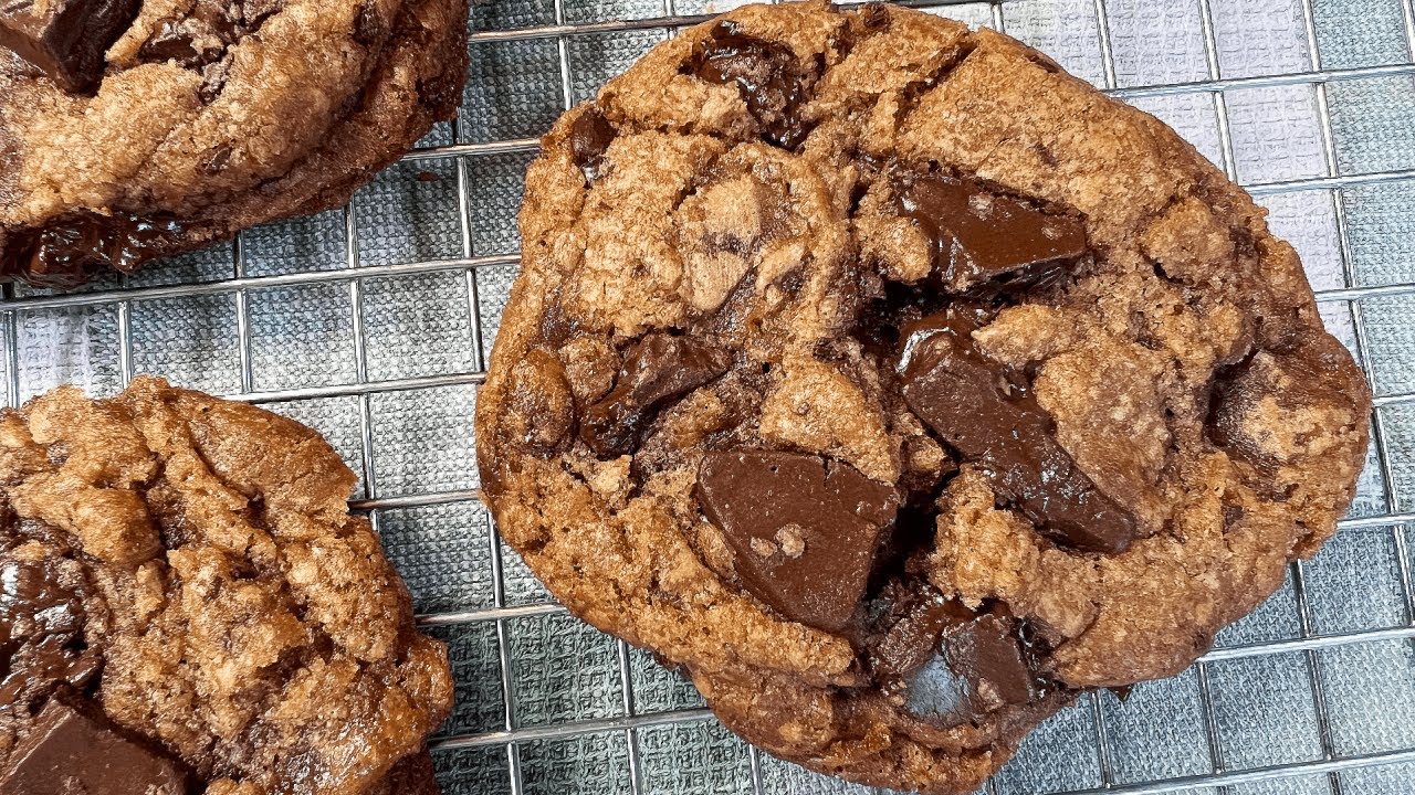 48-Hour Chocolate Chip Cookies