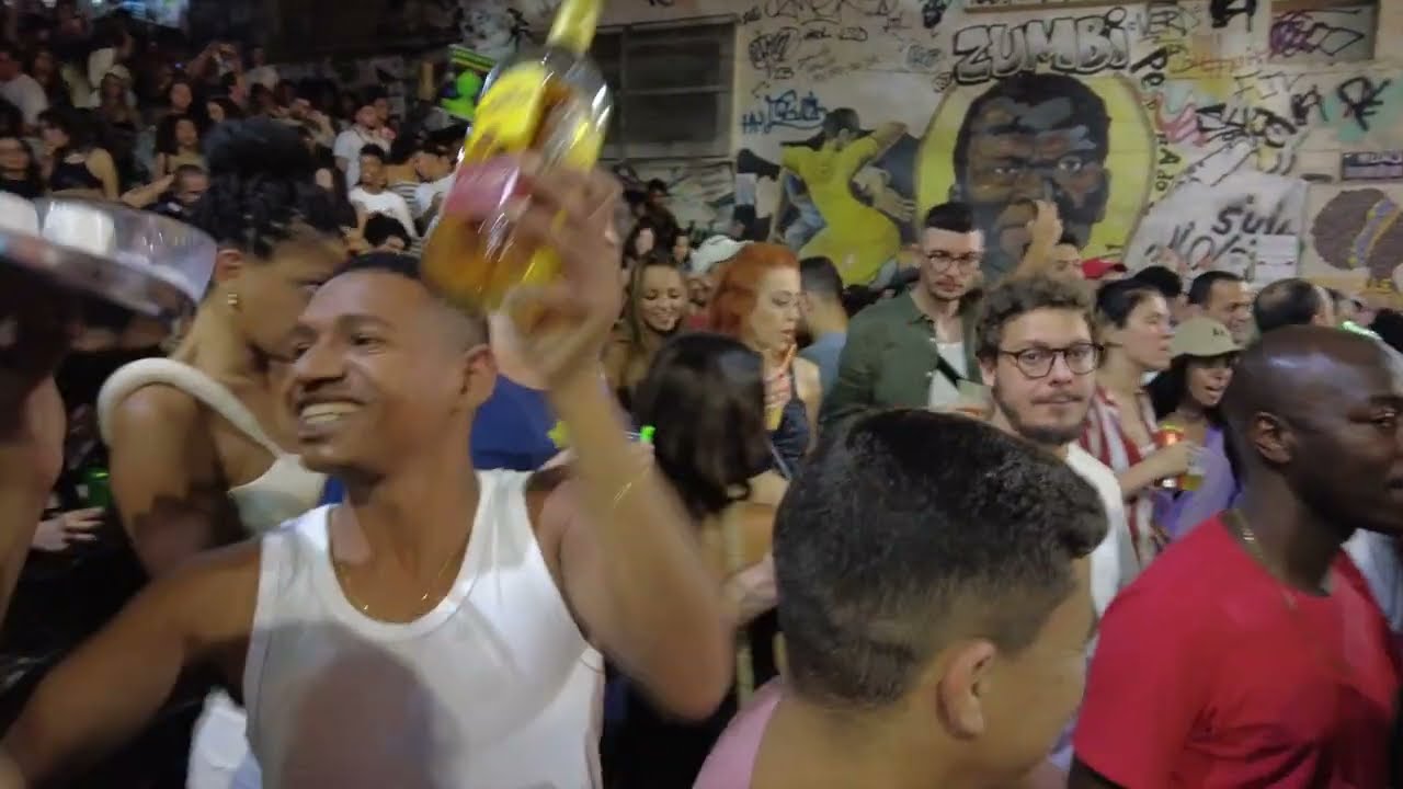 Rio De Janeiro Night Life: Pedro Do Sal