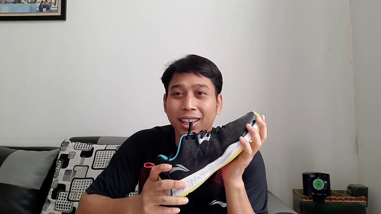 Review Sepatu Leo Rolly Carnando & Anthony Sinisuka Ginting Li-Ning Gyrfalcon III TD