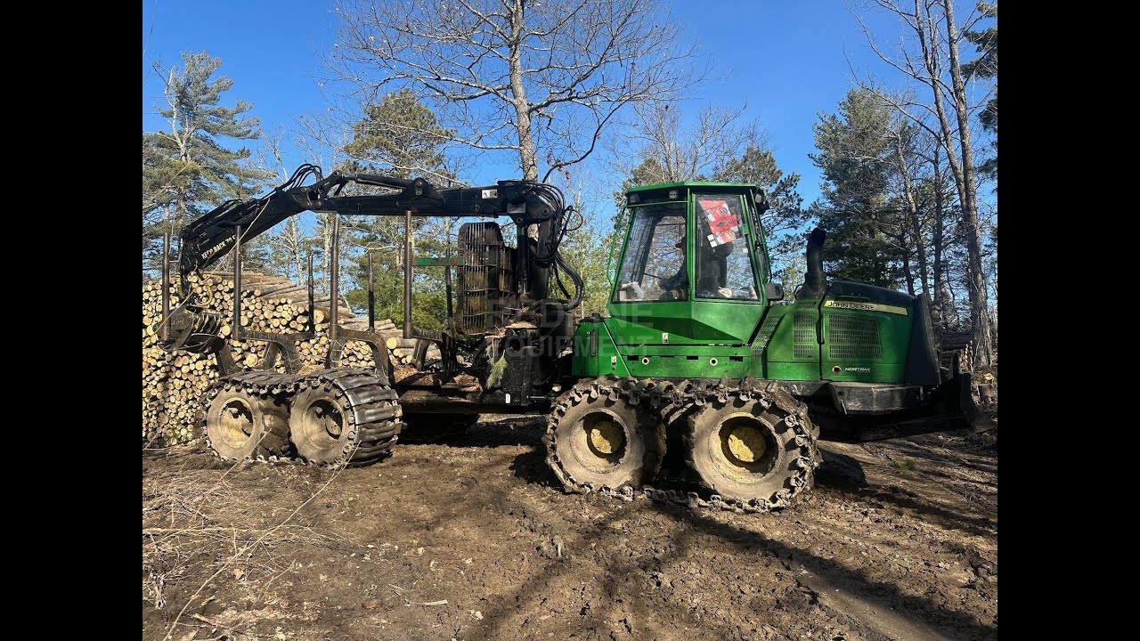 2015 John Deere 1210E Forwarder