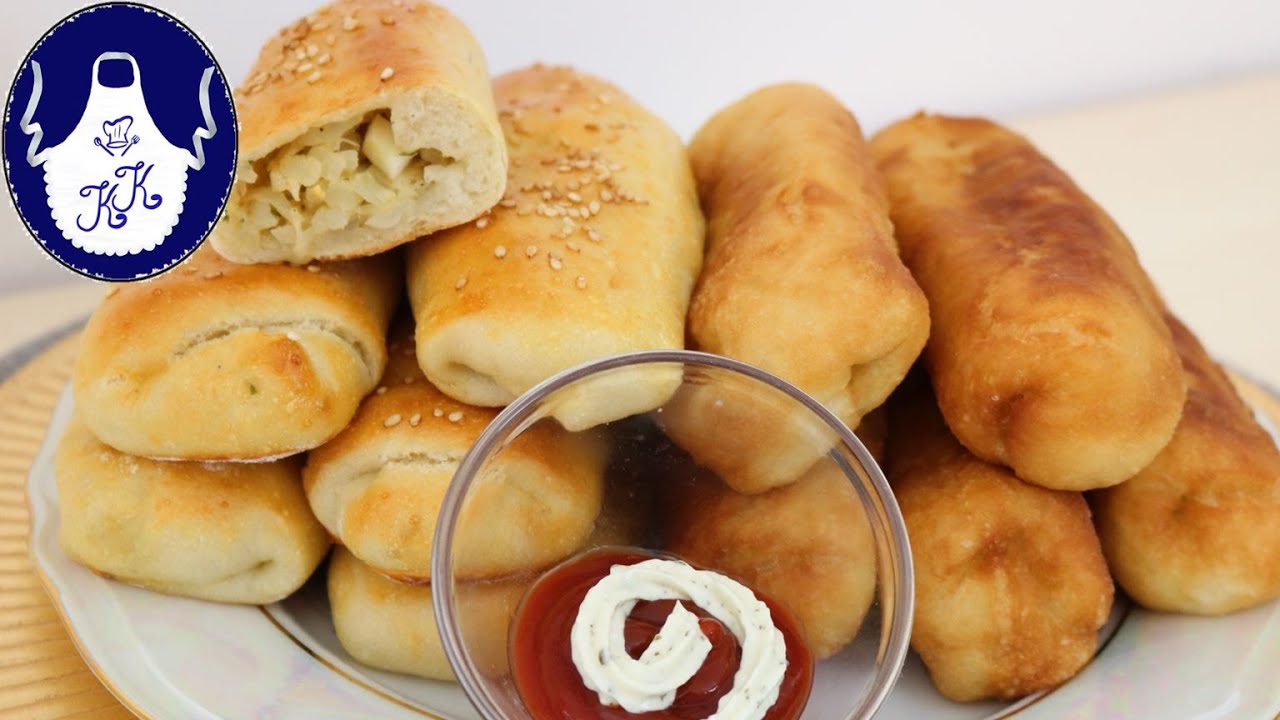 Russische Pirogge mit Weißkohlfüllung im Backofen und frittiert, neues Rezept