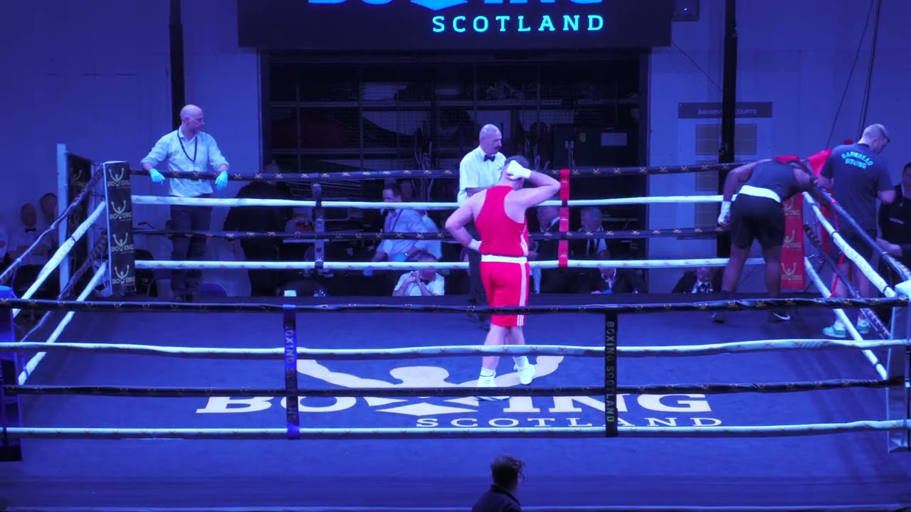 Elite Golden Gloves Super-Heavyweight Final  -  Nathan Tarr, Barrhead vs Justice Abba, Glasgow City